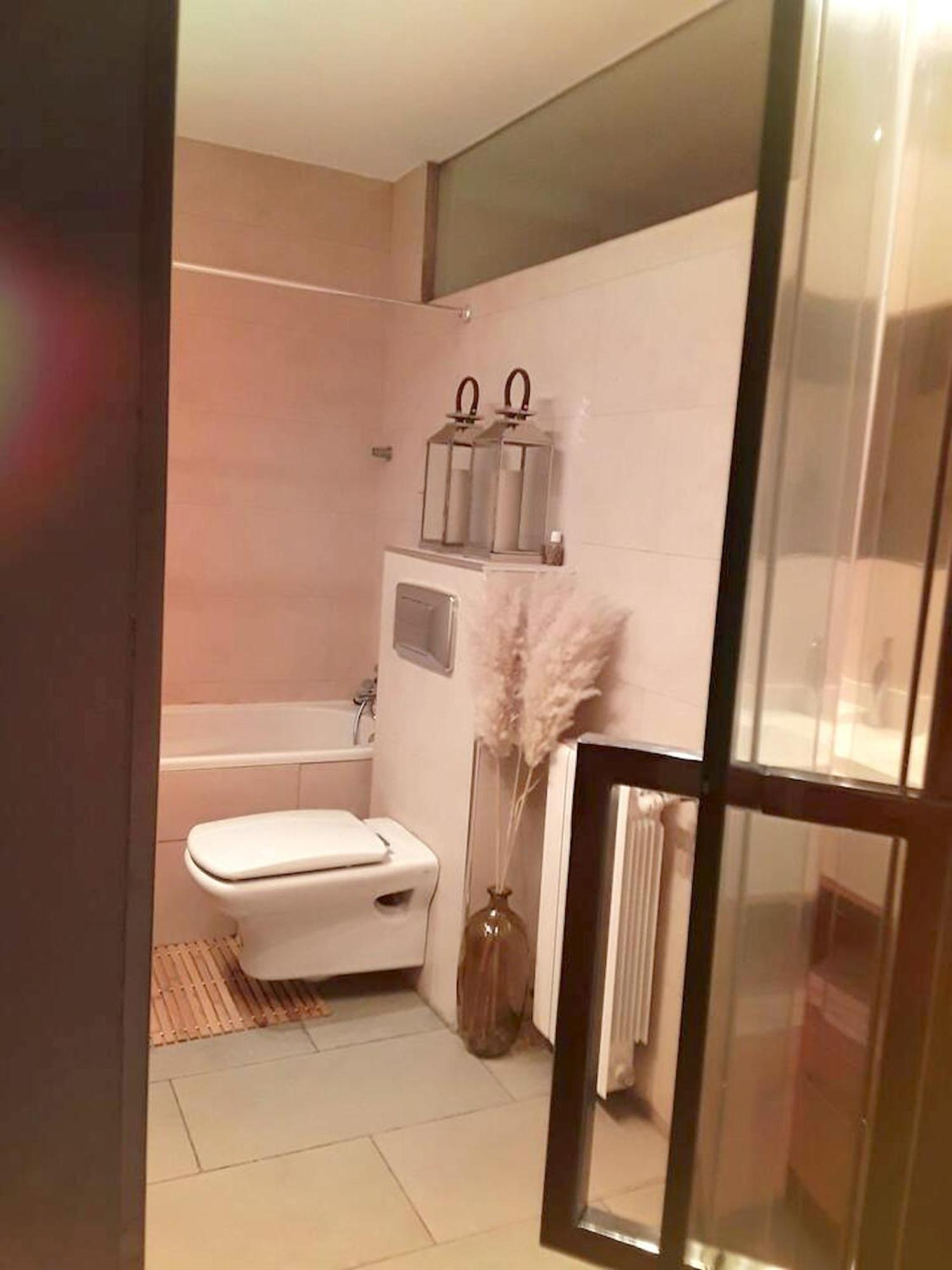 Comfortable Apartment In Zaragoza 67 M² Near The Centre Exterior photo